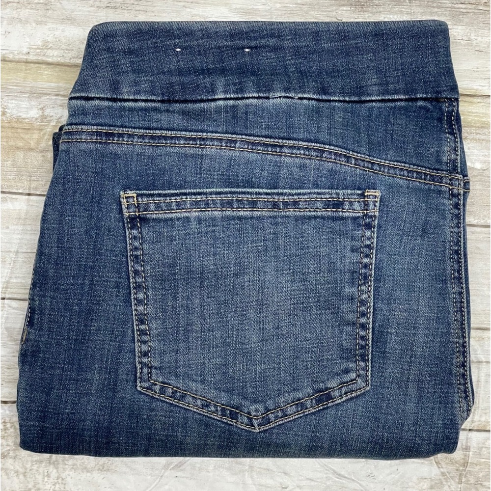 Chicos Pull On Jegging Ankle Jeans Embroidered Floral Stretch Women's Size 16R
